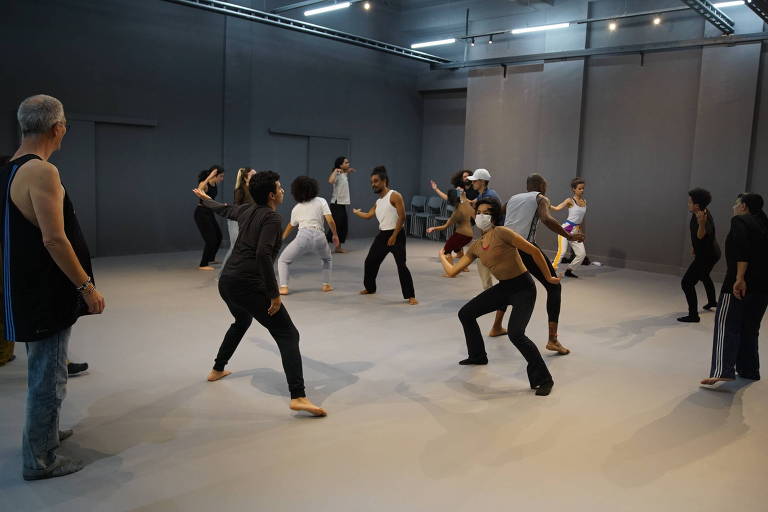 Sala de aula da São Paulo Escola de Dança