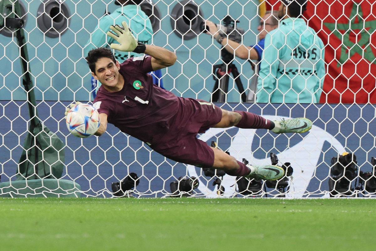 Goleiros na Copa (dia #8): o marroquino que virou titular pouco