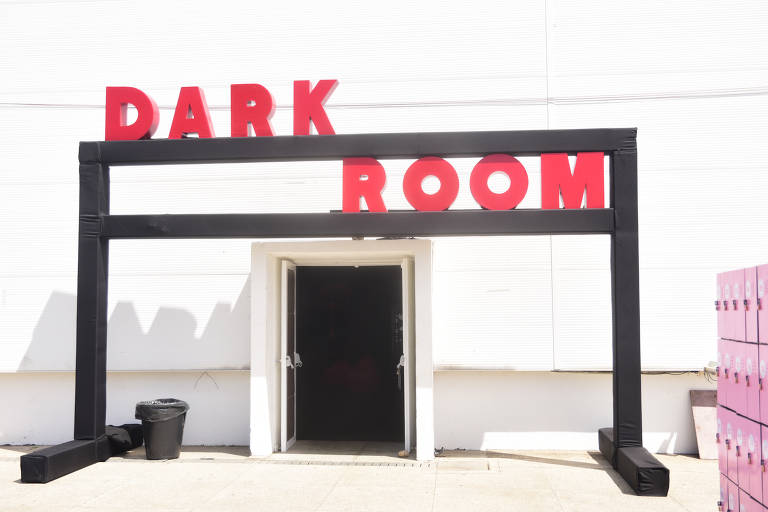 Farofa da Gkay 2022: Veja como é o Dark Room
