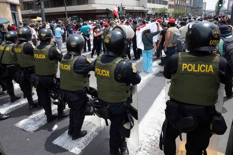 EUA rechaçam ato de Castillo e Forças Armadas do Peru pedem respeito a ordem constitucional