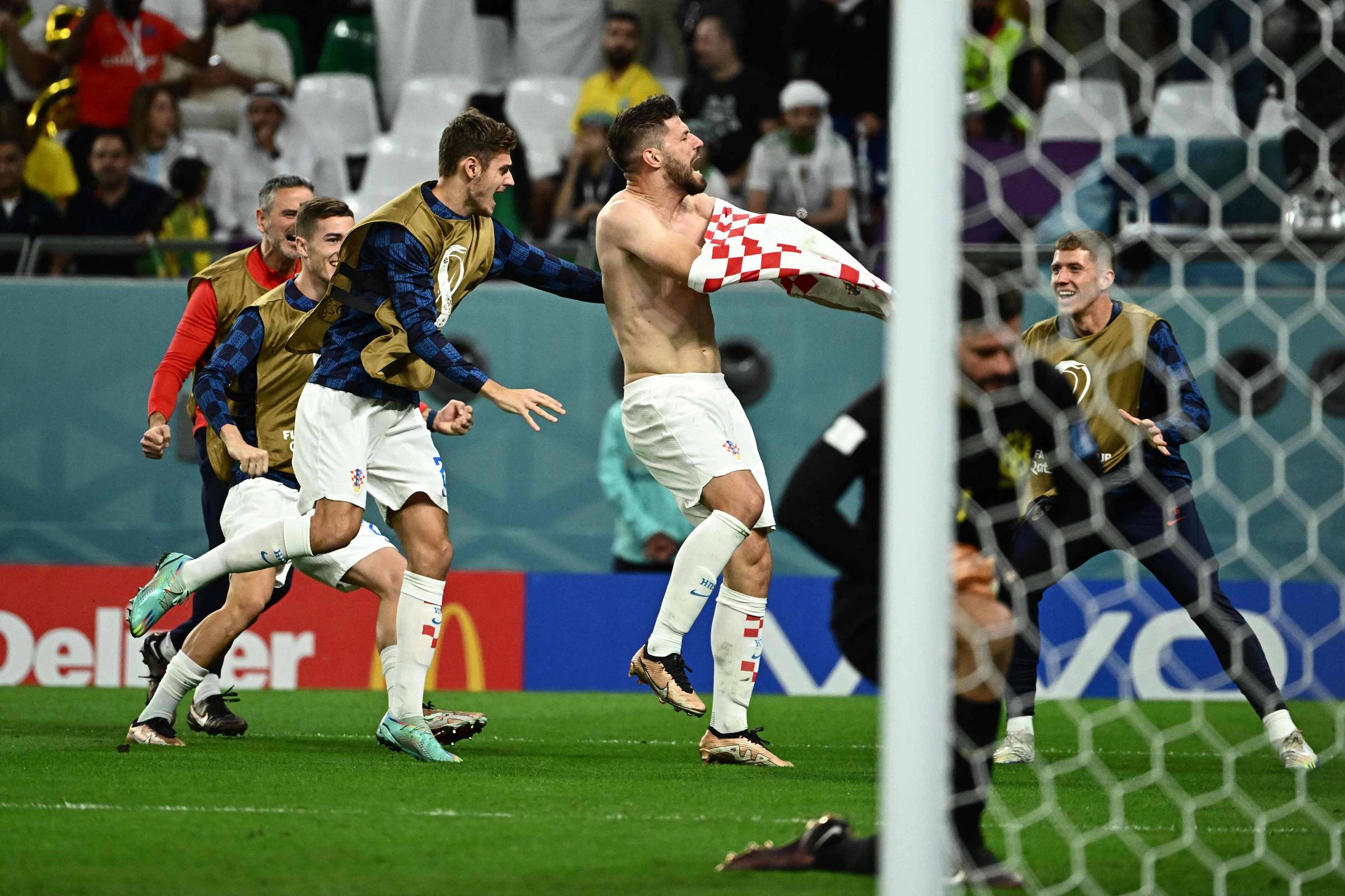 PÊNALTIS! BRASIL 1 (2 x 4) 1 CROÁCIA Copa do Mundo 2022 Quartas de final