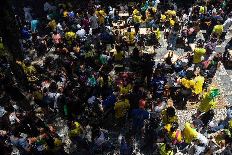 Brasil x Croácia tem clima de Carnaval nas ruas de SP, apesar da derrota