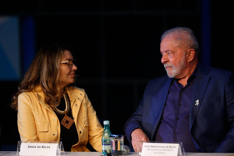 Janja manifesta 'imensa gratidão' a Alexandre de Moraes e Lewandowski ao falar em festa com ministros em Brasília