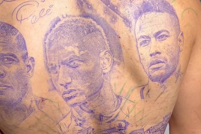 Richarlison faz homenagem para Neymar, Ronaldo e Pelé com tatuagens nas costas