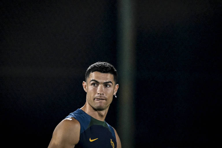 Cristiano Ronaldo treina no Real Madrid quatro anos após saída