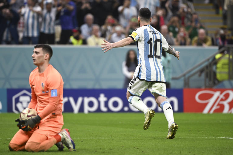 Messi inicia contagem regressiva para se despedir da Copa do Mundo em  grande estilo - Copa - Jornal VS