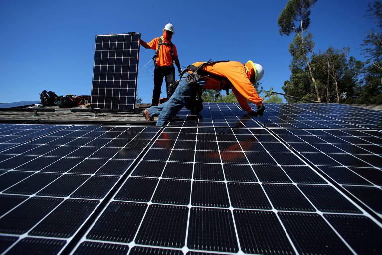 Califórnia reduz incentivo à geração solar em telhados para não favorecer ricos