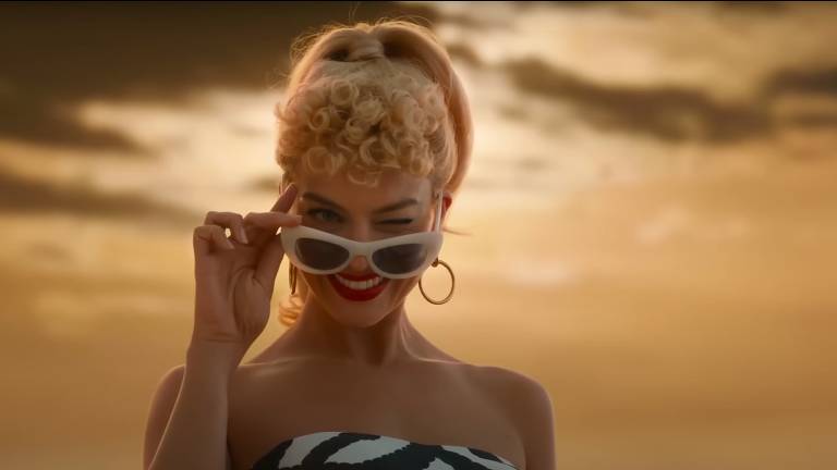 Margot Robbie em trailer de "Barbie".