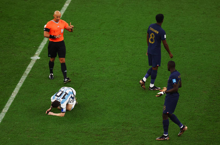 Argentina bate a França, e Copa do Mundo ganha Messi - 18/12/2022 - Esporte  - Folha