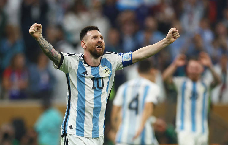 Messi inicia contagem regressiva para se despedir da Copa do Mundo em  grande estilo - Copa - Jornal VS