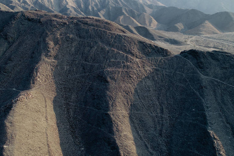 Pesquisadores idenfiticam mais 168 geoglifos em Nazca, na costa sul do Peru