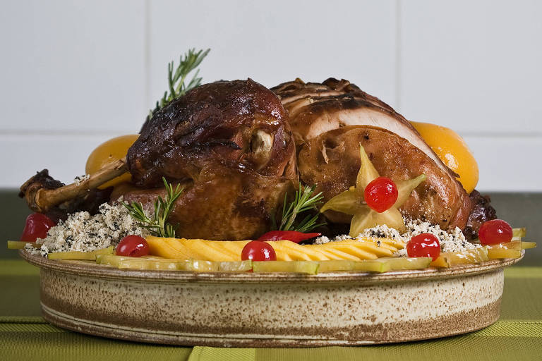 FÍGADO DE FRANGO NA CEBOLA DOURADA 