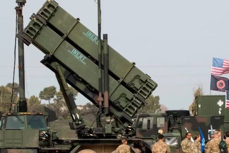 Sistema de mísseis Patriot dos EUA usado em uma missão de treinamento conjunto com Israel em 2018