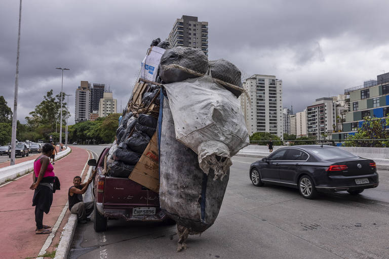 O dia a dia dos carroceiros na cidade de São Paulo