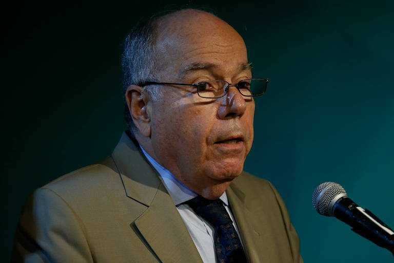 O embaixador Mauro Vieira, indicado por Lula para o ministério das relações exteriores (MRE), concede entrevista em Brasília.  