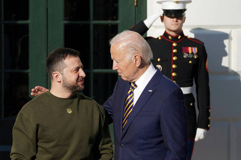O presidente dos EUA, Joe Biden, recebe o presidente da Ucrânia, Volodimir Zelenski, na Casa Branca, em Washington. 