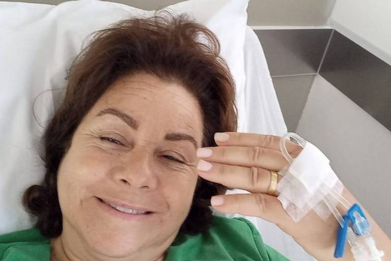 Simone Barbosa, 67, conseguiu retirar os dois tumores em cirurgias distintas e hoje está em remissão