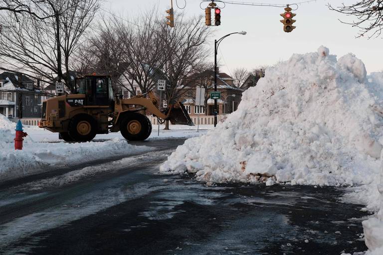 Tempestade de neve e frio extremo deixam 55 mortos nos EUA - Umuarama News
