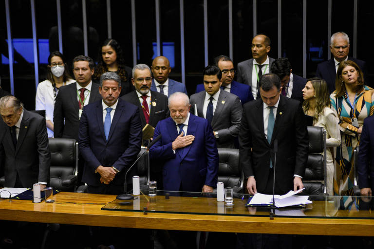 Lula é empossado pelo Congresso e dá início ao seu 3º mandato como presidente da República