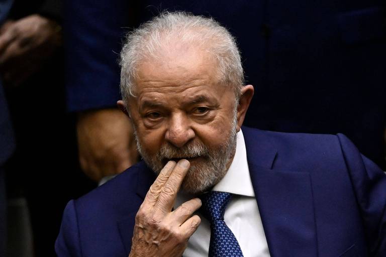 Lula usou elo com milicianos para atacar Bolsonaro e hoje vê caso de ministra; relembre