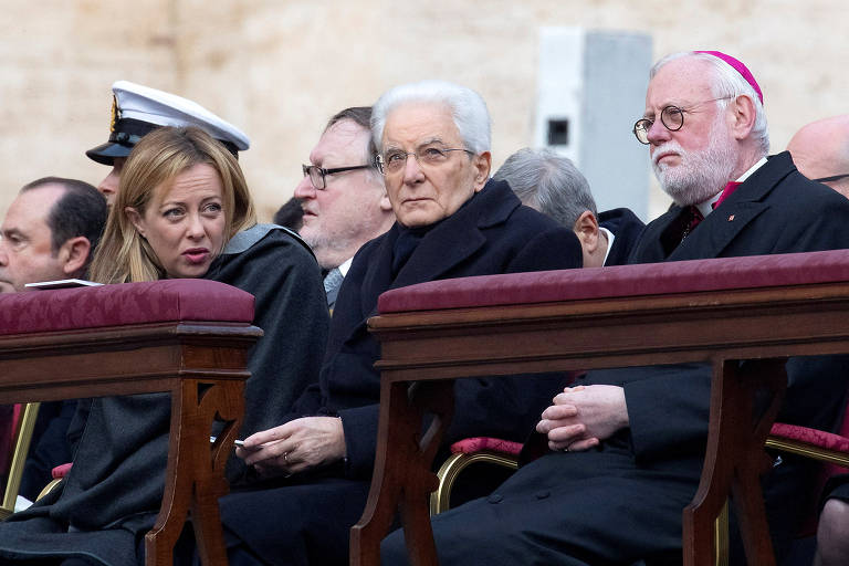 Papa Francisco presidirá funeral de Bento XVI em 5 de janeiro -  Internacional - Estado de Minas