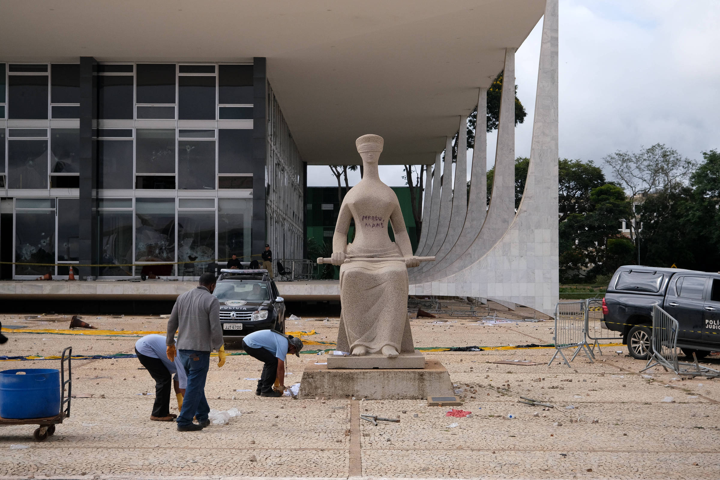 Negar tentativa de golpe no 8/1 alimenta senso comum contra o direito