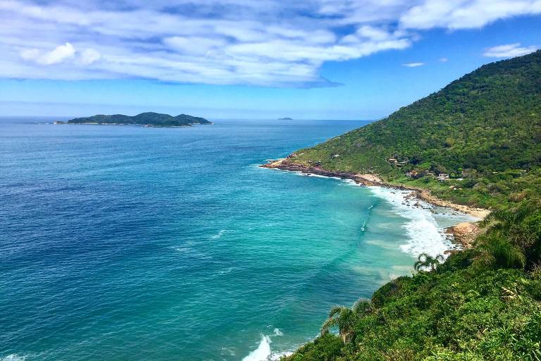 Conheça praias brasileiras que poucos ouviram falar e que valem a visita