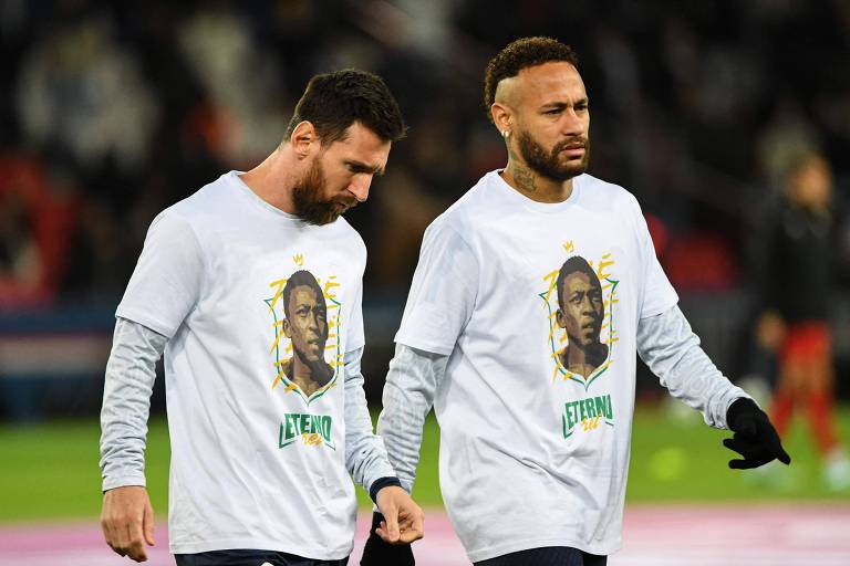 Jogadores homenageiam 'eterno Rei' em partida do Paris Saint-Germain