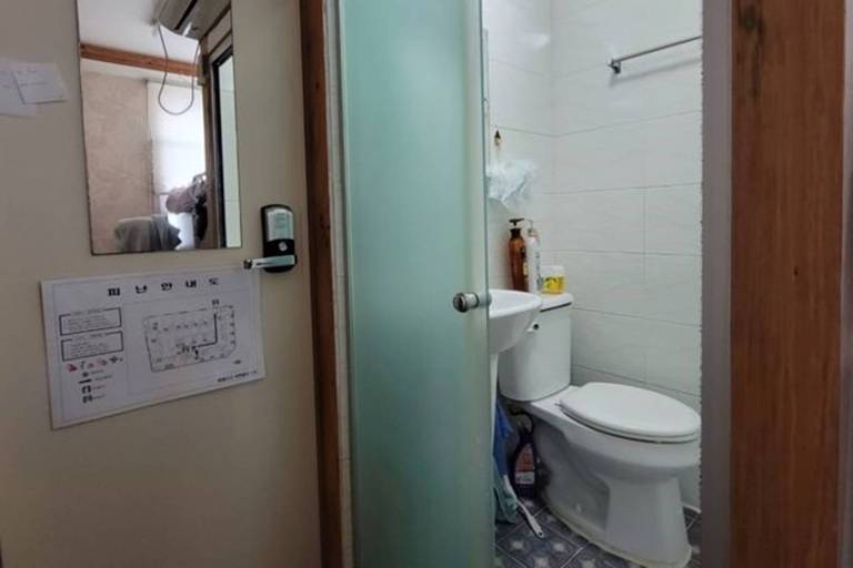 Dependendo do apartamento, o banheiro pode ser interno ou compartilhado