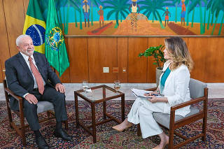 Lula sendo entrevistado pela Globo
