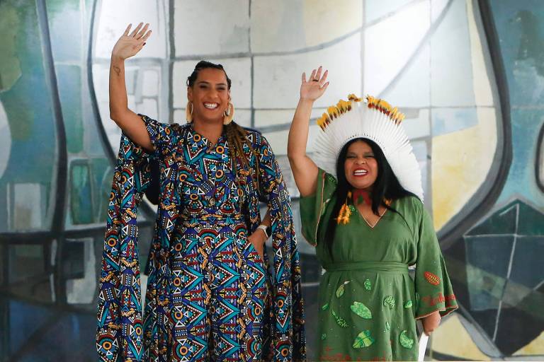 Anielle e Sônia Guajajara acenam com esperança de um país melhor