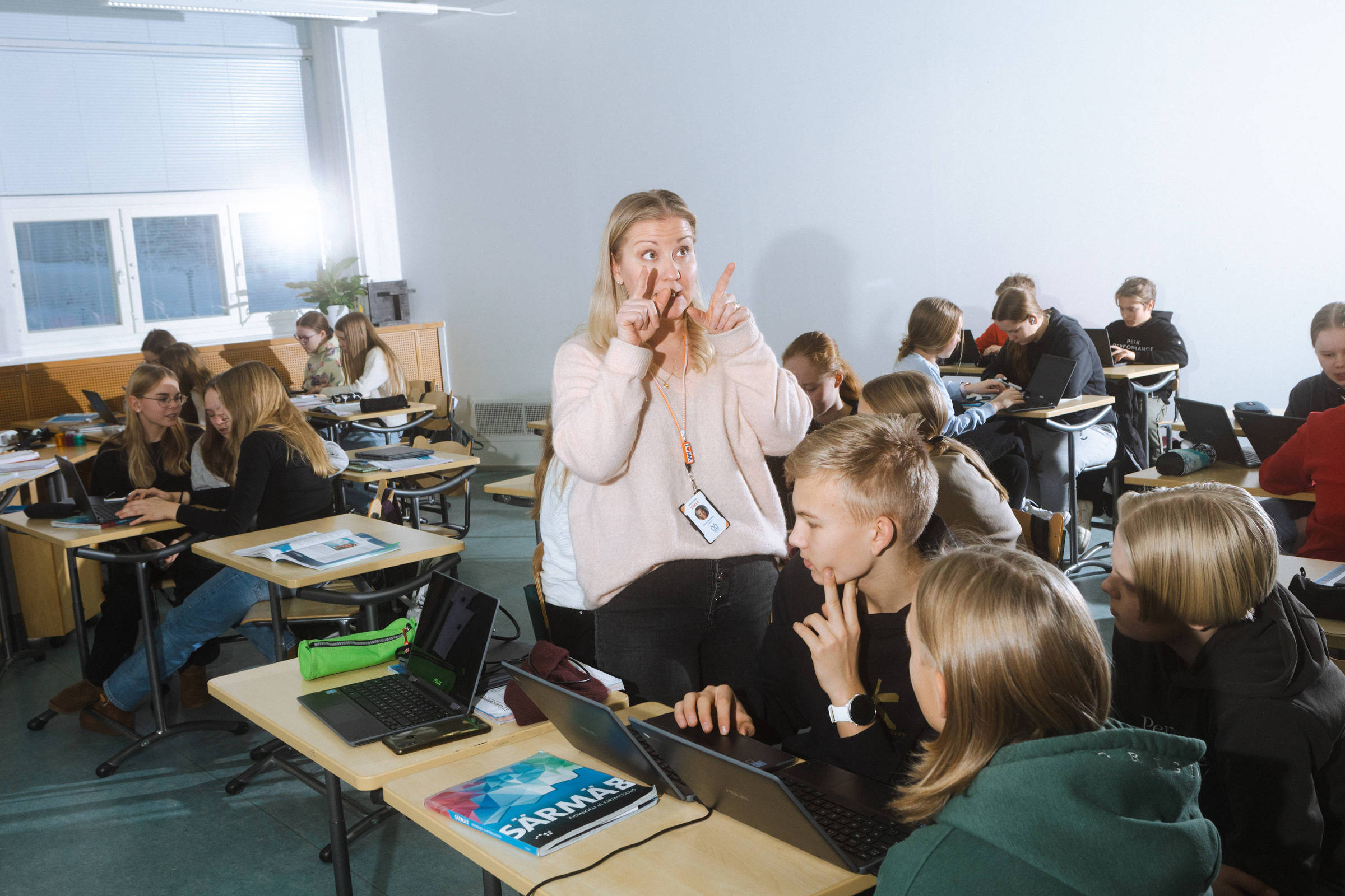 a: Atividades do Clube de Ciências conduzidas em sala de aula na