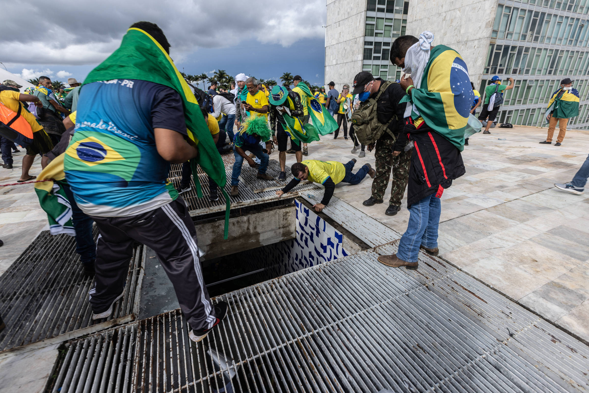 January 8 Coup Attacks Already Have 1,175 Defendants In The Brazilian ...