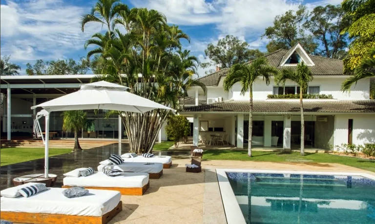 Angélica e Huck vendem mansão no Rio avaliada em R$ 12 milhões; veja fotos