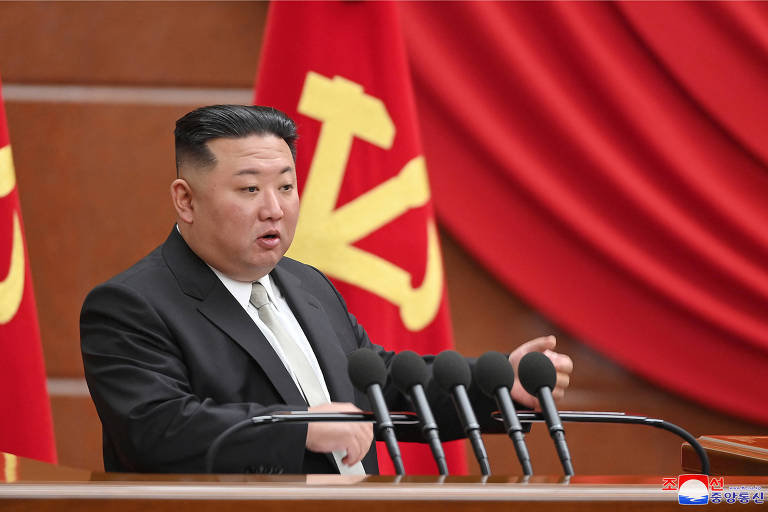 Coreia do Norte põe capital em lockdown após surto de 'doença respiratória'