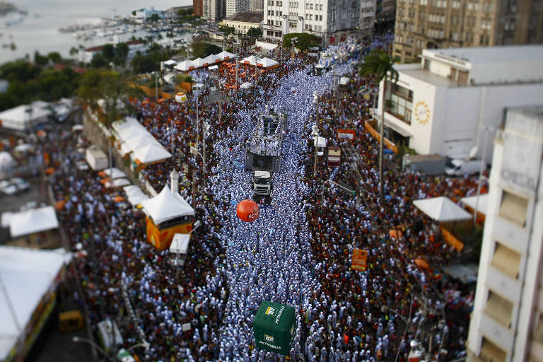 Veja imagens da festa de Carnaval em Salvador