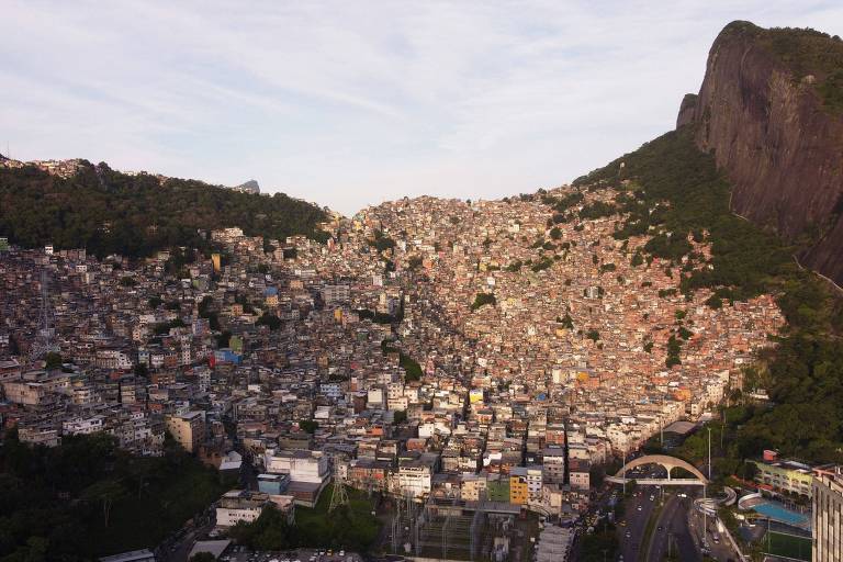 Visão aérea da favela da Rocinha, no Rio de Janeiro
