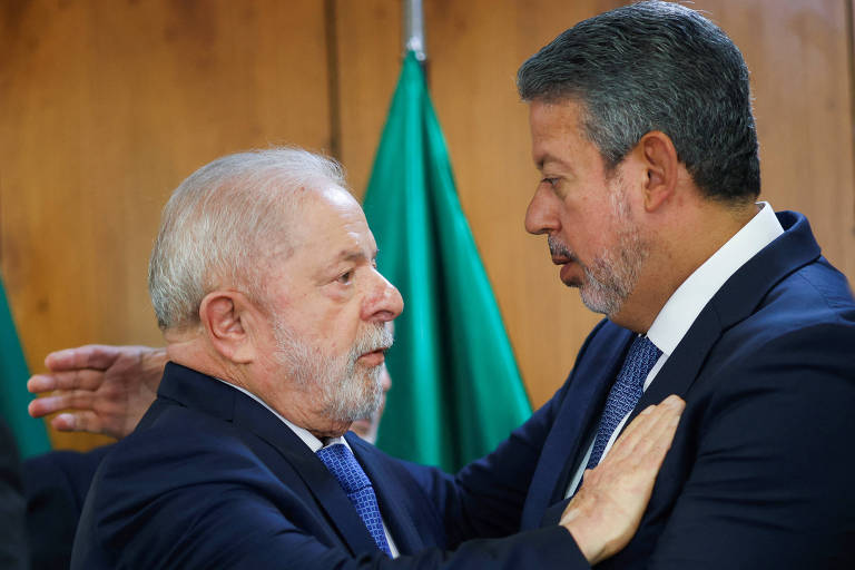 O presidente Lula e Arthur Lira durante reunião no Palácio do Planalto, em janeiro