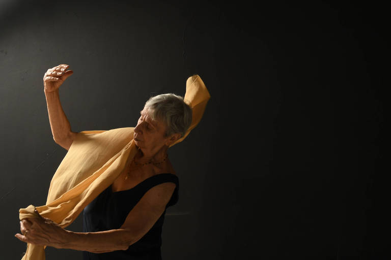 'Foi pela dança que consegui falar do Holocausto', diz bailarina sobrevivente no Brasil