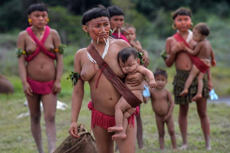 No registro de 2020, membro da tribo yanomami foram vistos no Pelotão Especial de Fronteira, onde foram levados testes para Covid-19 para uma área indígena de Roraima