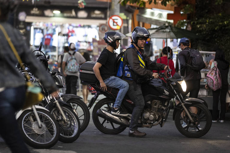 99 desafia prefeito de São Paulo e anuncia serviço de mototáxi