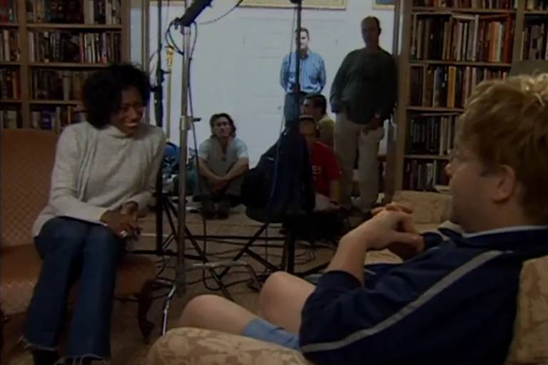 Glória Maria entrevista Elton John, em 2001