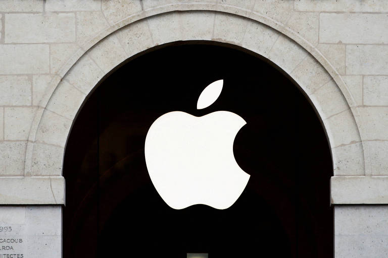 Vendas fracas do iPhone fazem Apple interromper sequência de crescimento