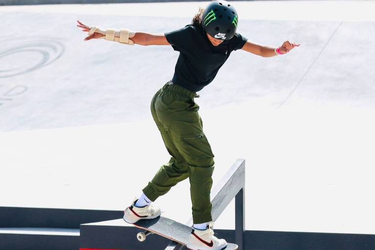 Rayssa Leal vai à semifinal do Mundial de Skate Street em Sharjah, nos Emirados Árabes