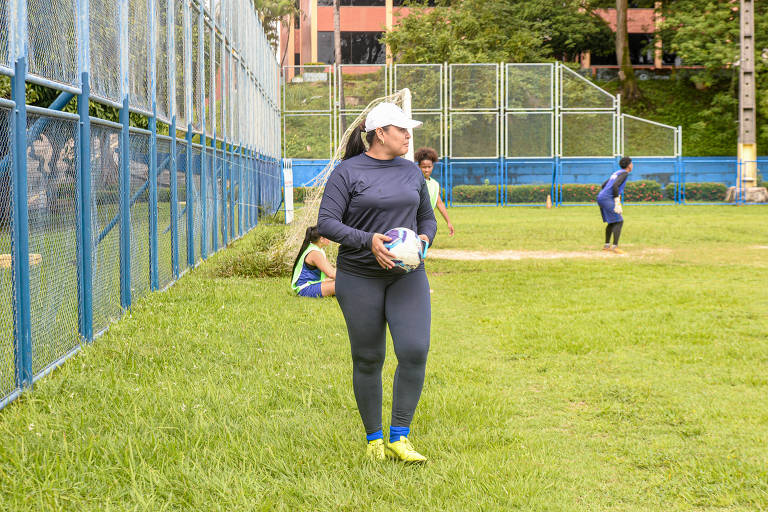 Ester Silva, coordenadora de futebol feminino do Ypiranga