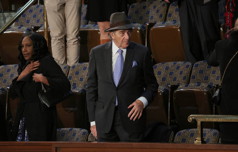 Paul Pelosi, marido da ex-presidente da Câmara Nancy Pelosi, na audiência do Capitólio para o discurso de Estado da União