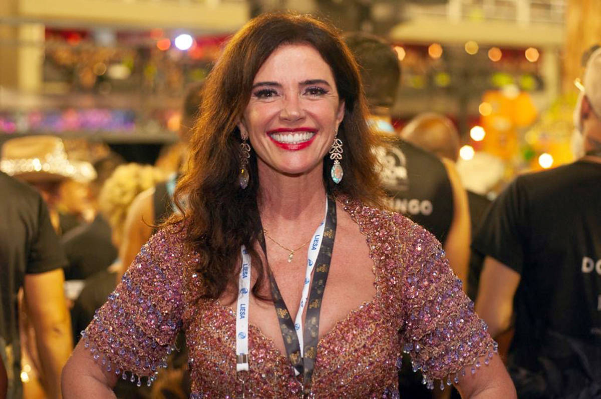 Luma De Oliveira Xxx - Carnival 2023: Luma de Oliveira is irritated by a question about Eike and  asks for respect - News Bulletin 247