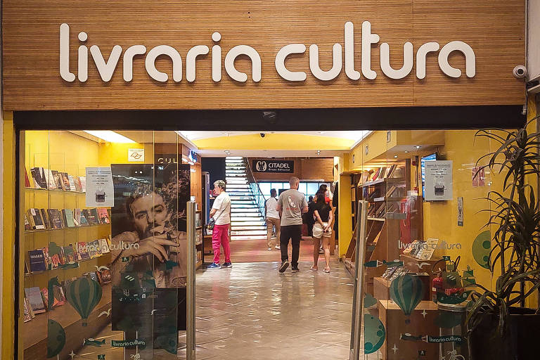 Entrada da Livraria Cultura no interior do Conjunto Nacional, na avenida Paulista, em São Paulo