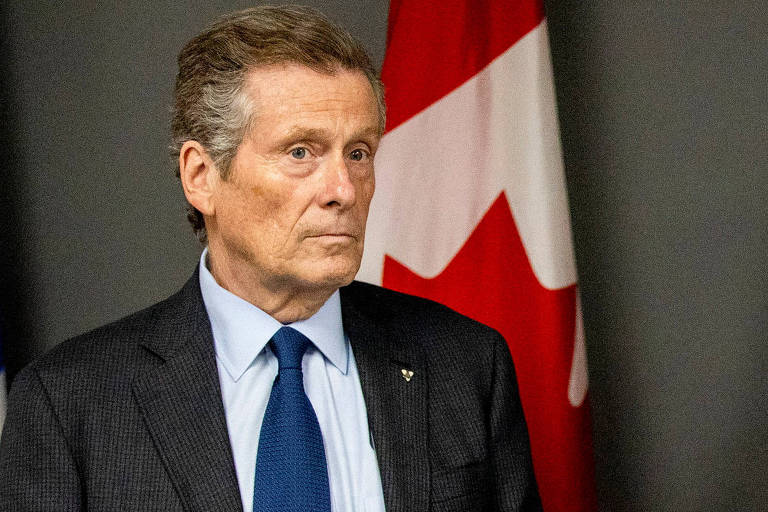 Prefeito de Toronto renuncia após admitir caso com funcionária 37 anos mais jovem
