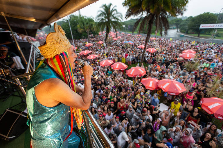 Grupo Só Pra Contrariar fará último show da Festa Julina de